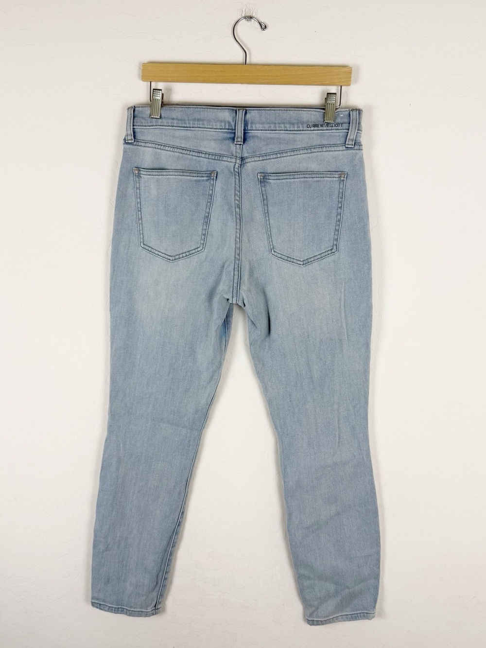Current/Elliot Light Wash High Rise Jean - Picture 2 of 7